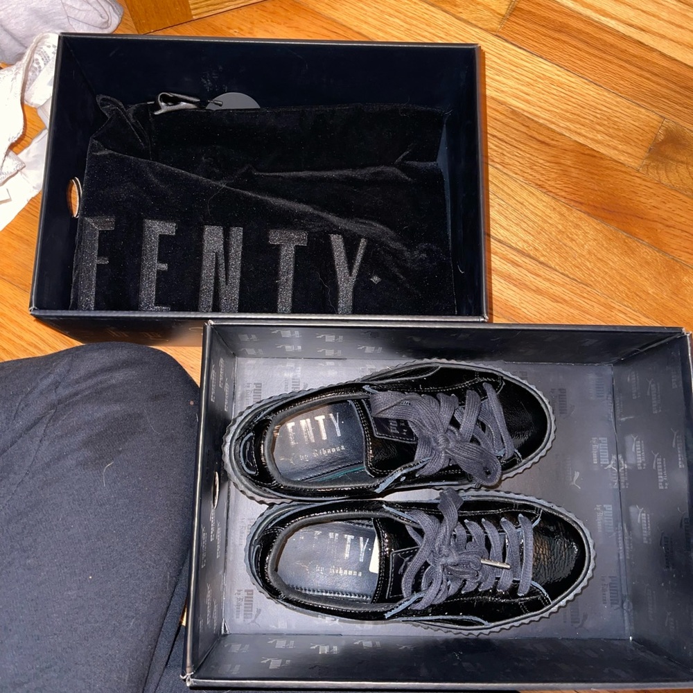 Fenty Black Puma shoes 5.5